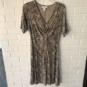 Maternity Dress Snakeskin Knot Front - L